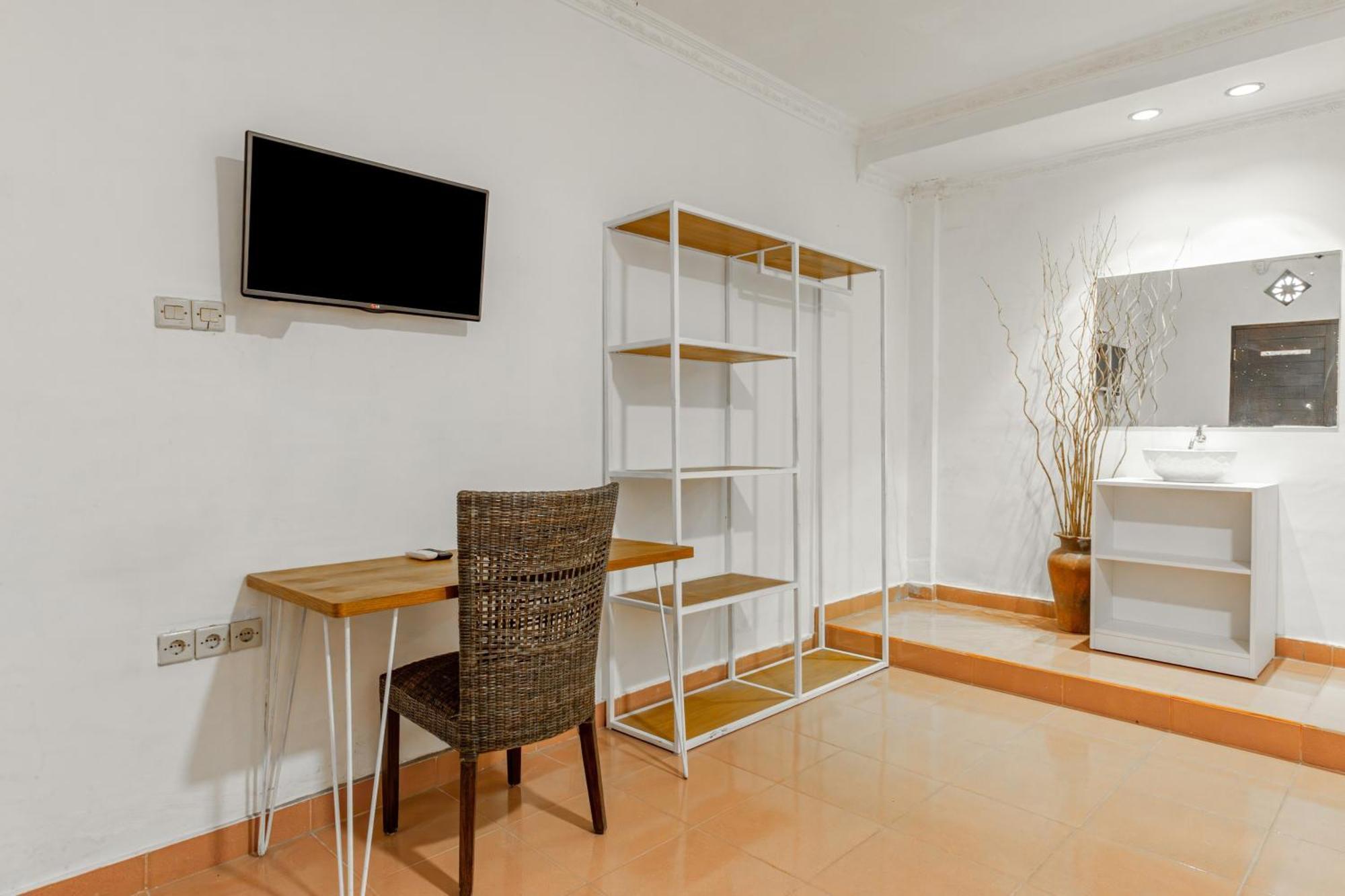 Capital O 93944 Geweka Homestay 金巴兰 外观 照片