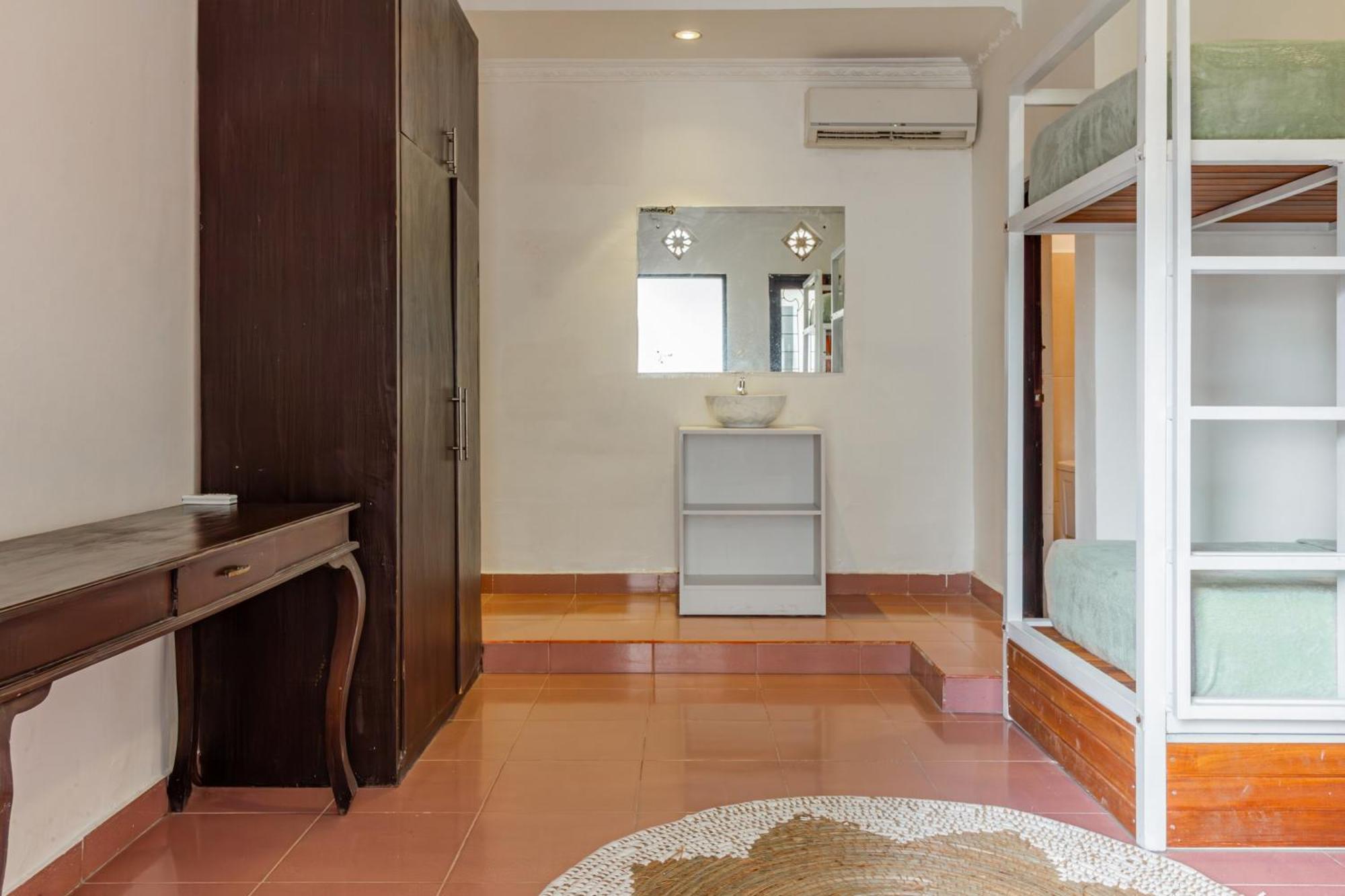 Capital O 93944 Geweka Homestay 金巴兰 外观 照片